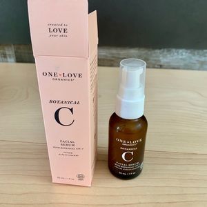 One Love Organics Botanical C Facial Serum NEW